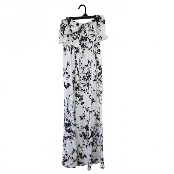 Elegant Off-Shoulder Floral Maxi Dress - Picture 3 of 9